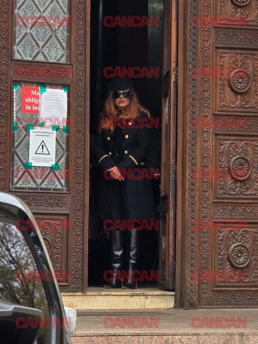 Nidia Moculescu, apariție elegantă la înmormântarea tatălui ei.