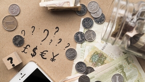 Curs BNR luni, 29 decembrie 2025. Ce se întâmplă cu cotațiile euro, lei și dolari cu două zile înainte de Revelion 2026