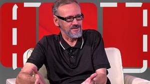 Mihai Albu, primele declaraţii despre nuntă: “Ni s-a părut ceva original”. Celebrul designer de pantofi s-a căsătorit în secret?!