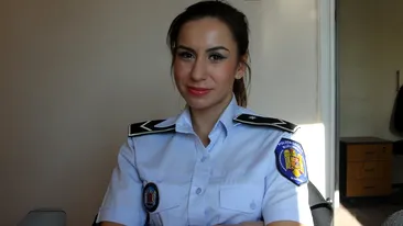 Parintii o voiau inginera, ea a vrut uniforma! Povestea sexy-politistei Rodica!