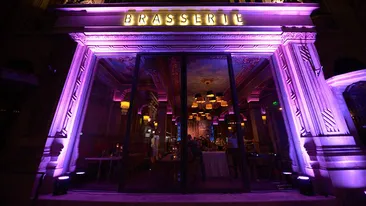 Petrecere renascentistă la deschiderea Luther Brasserie din Braşov!