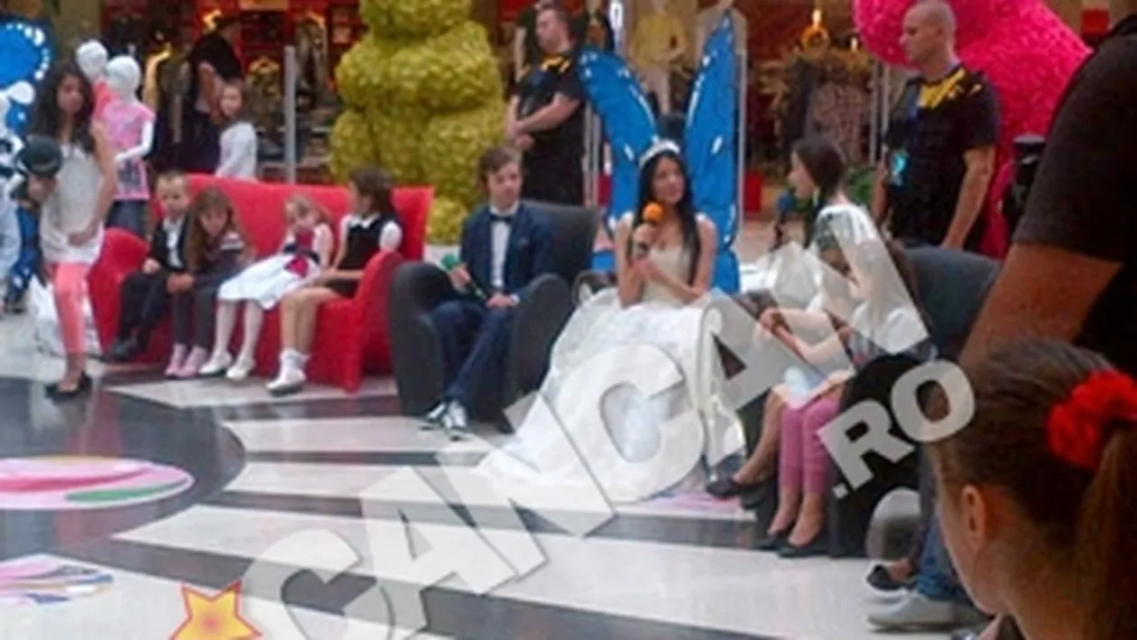 Iubita fotbalistilor s-a transformat in printesa pentru o zi! Marinela Avadani, in rochie vaporoasa si cu diadema pe cap