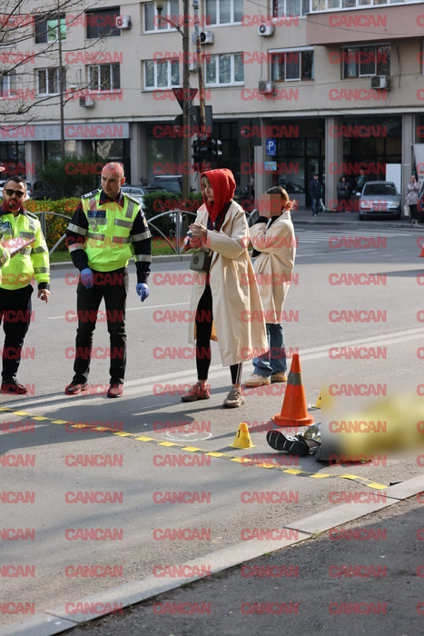 Monica Odagiu a fost dusă la secția de poliție, după ce a provocat un accident / Sursă foto: CANCAN.RO