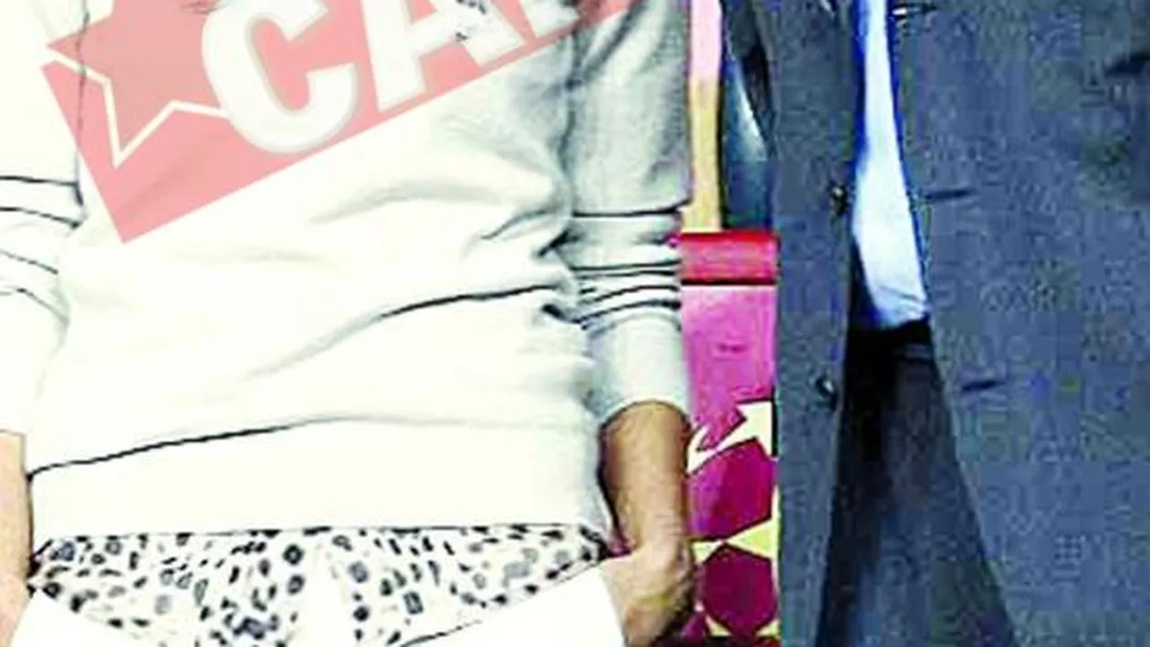 Abramovici, tinut la usa restaurantului