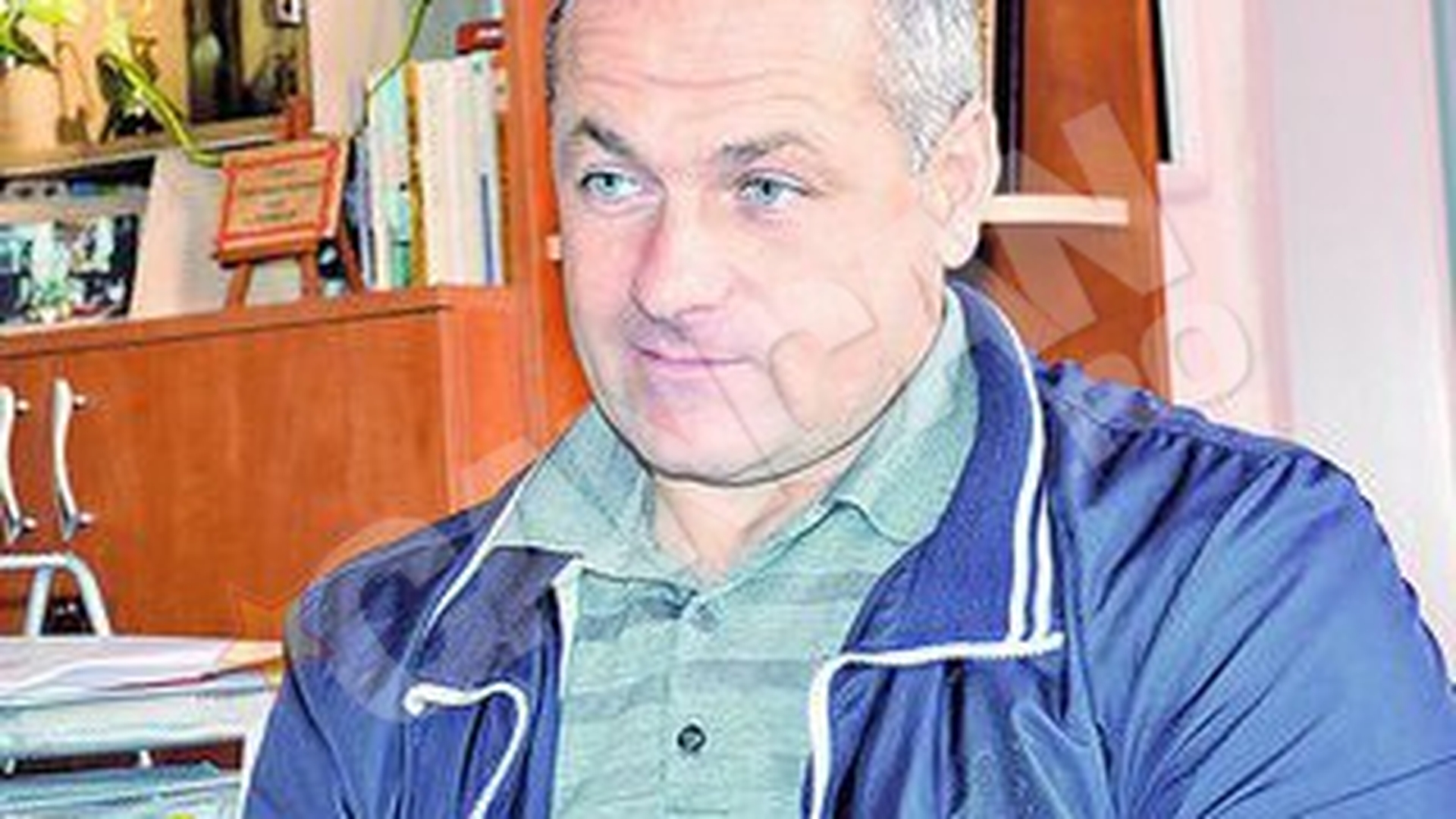 Isi vrea inapoi spaga de 20.000 de euro! Milionarul Romeo Dunca mituise un primar ca sa-i dea un teren