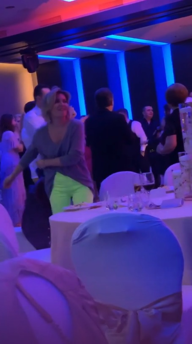 Soția lui Pepe, sărbătorită ca o regină de ziua ei. Ce rochie provocatoare a purtat și cum au apărut Gina Pistol și Smiley la petrecere