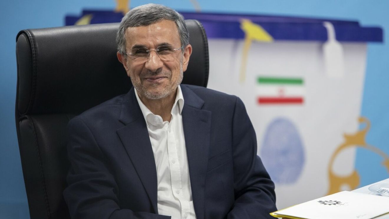 Doliu în Iran! Fostul preşedinte Mahmoud Ahmadinejad a murit într-un atac aerian asupra Teheranului