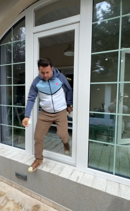 Magicianul Robert Tudor și-a amenajat terasa casei/ sursă foto: Instagram