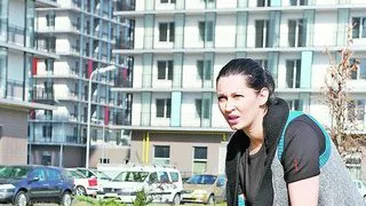 Nicoleta Luciu a dat de belea. Tripletii plang in cor