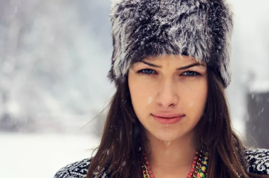 Iustina Loghin, blondă și foarte slabă! Concurenta de la Insula iubirii, schimbată total înainte de „Corneleee”