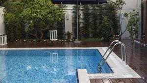 ”Surpriză” pentru o familie din Florida, în timpul nopții. Au auzit „zgomote puternice”, iar ce au descoperit în piscina casei i-a șocat