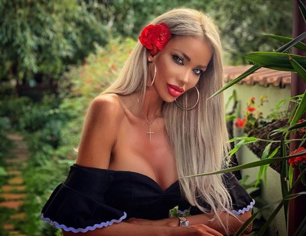 Bianca Drăgușanu, prima reacție după ce s-a anunțat că divorțează. A făcut publică o poză și a recunoscut: „Un singur șef am și eu”