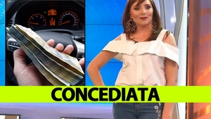 E oficial! Vulpița de la Acces Direct, concediată de Antena 1. Câți bani a făcut în cele 4 luni