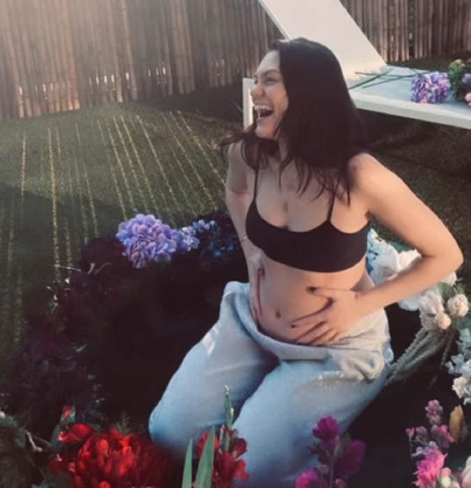Jessie J, anunț neașteptat! Celebra cântăreață va deveni mămică pentru prima oară