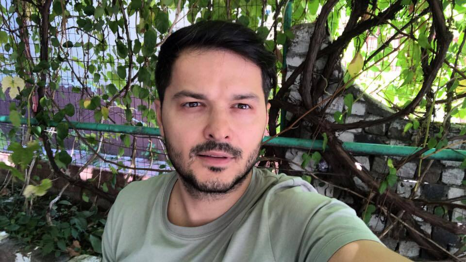 Primele imagini cu ANDA CĂLIN şi LIVIU VÂRCIU, la ieşirea din spital! Cum arată proaspăta mămică