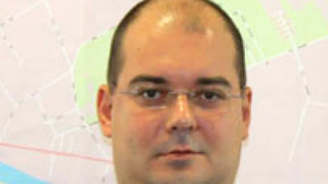 Secretarul general al Primariei Sectorului 1, Bogdan Grigorescu, si seful Parchetului Sectorului 4, Mihai Betelie, retinuti si propusi spre arestare de catre DNA