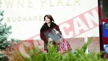 Oana Sarbu a cantat in hol la George Copos
