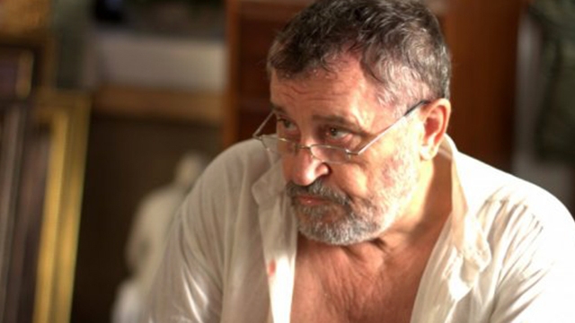 Un faimos actor din Romania s-a insurat in mare taina cu o femeie mult mai tanara? "Varsta ei e secret de stat!"
