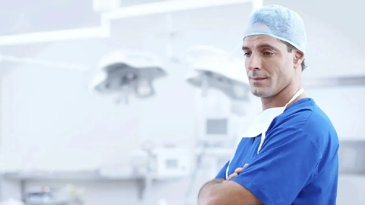 Un bărbat de 30 de ani a ajuns la Urgențe, dar medicii s-au prăpădit de râs! Ce obiect bizar a folosit, pentru a se autosatisface