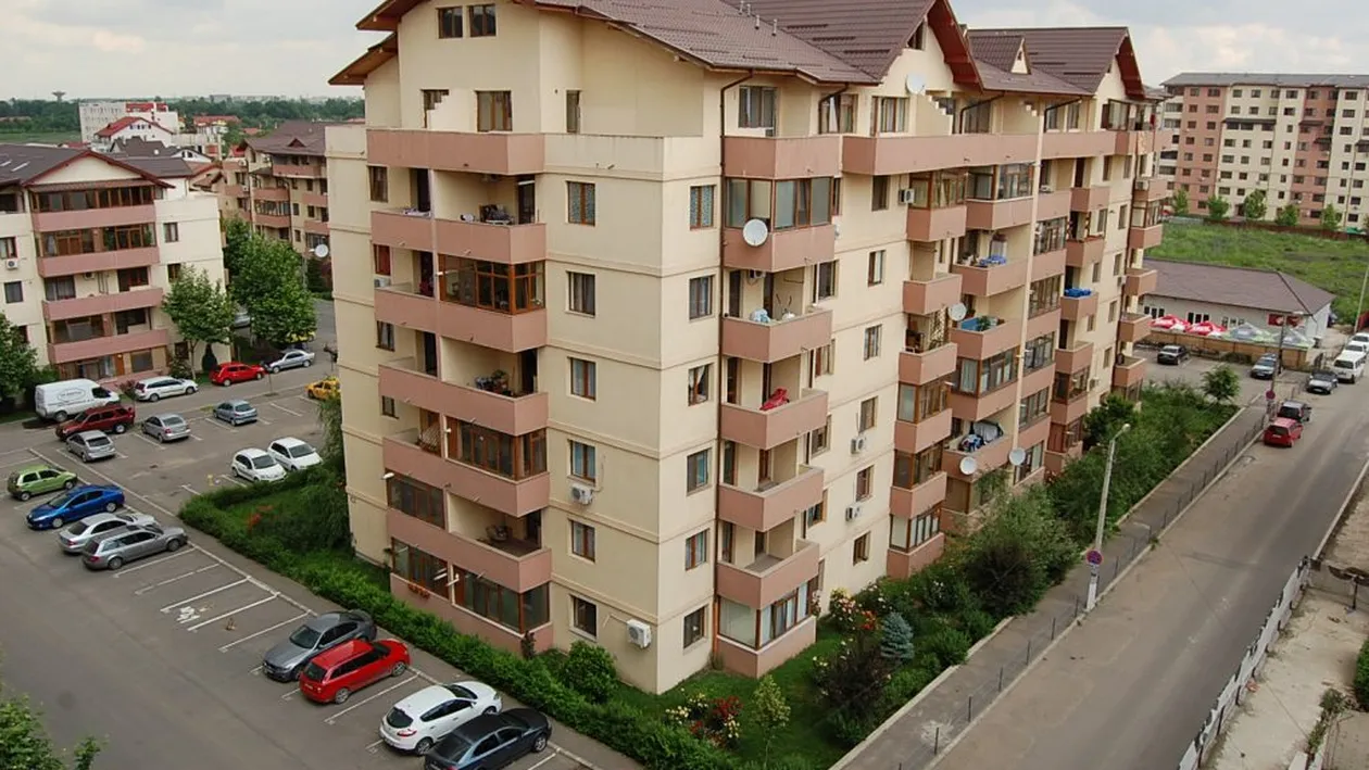 Economist român, declarație șocantă: ”Nu mai cumpărați case! Prețurile se vor prăbuși!”