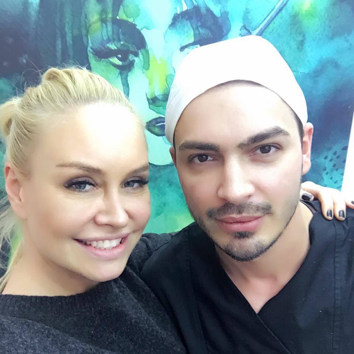 Fotografiile cu medicul au făcut furori printre admiratoarele Vicăi!