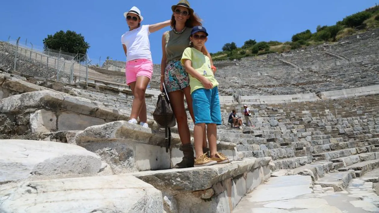 Carmen Negoiță vrea un viitor mai bun pentru copiii ei: ”Sunt convinsă că o să plâng un pic când o să plece de acasă”