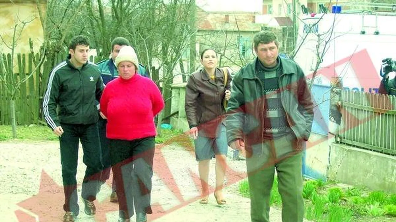 Ucisa de fiu si nora pentru ca facuse pe ea