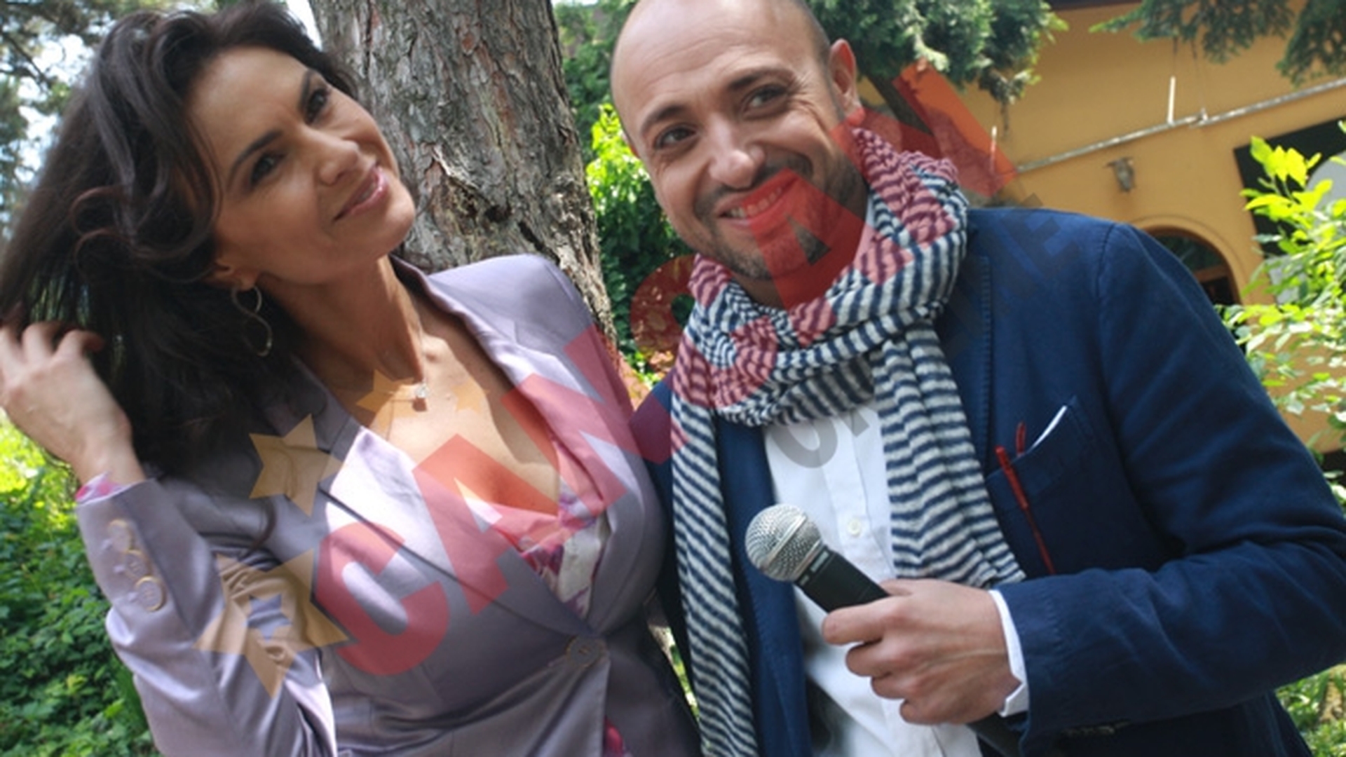 Ramona Badescu a facut show cu cainele pentru lansarea albumului