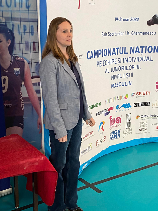 Îți mai aduci aminte de Simona Amânar, gimnasta care făcea furori în anii ’90? Abia o recunoști acum