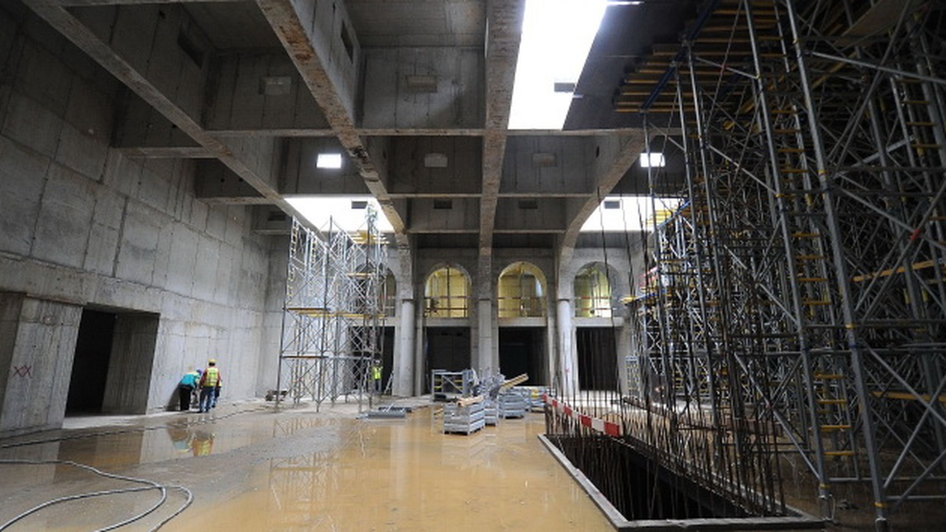 Structura de rezistenta a Catedralei Neamului e aproape gata! Imagini incredibile din interior!
