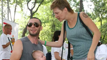 Dana Nalbaru isi petrece weekendul la mare