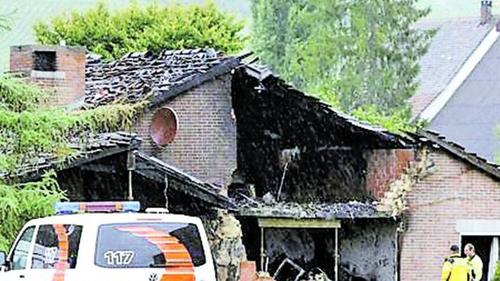 Incredibil! Un pilot din Elvetia a aterizat in casa parinteasca! A vrut sa-si omoare mama cu avionul
