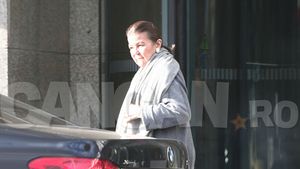 Merge prin Bucureşti într-un anonimat aproape total! Primele imagini de paparazzi cu o prinţesă adevărată! MARINA STURDZA e şcolită la faimoasa ”Belle Arte” şi e prietenă cu Giorgio Armani, Karl Lagerfeld, Ralph Lauren sau Oscar de la Renta