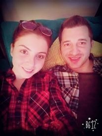 Aura Poteraşu şi logodnicul ei,  Adrian George Turmac