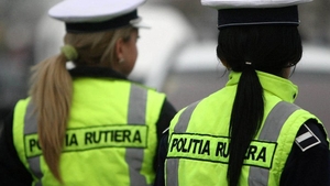 Surpriză de zile mari pentru şoferi! Ele sunt poliţistele cu care vă puteţi întâlni în trafic, în mini-vacanţa de 1 Decembrie