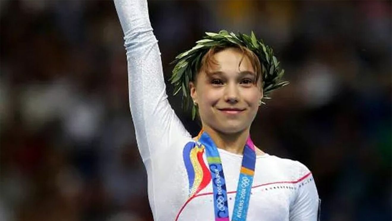 O mai știi pe Monica Roșu? Cum s-a transformat trupul ei, la 20 de ani de la retragerea din gimnastică?