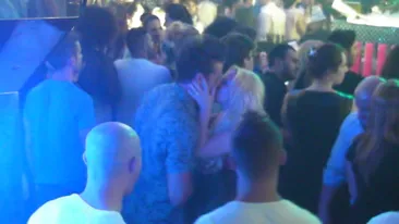 A sedus un salvamar in club, dar nu vrea o relatie cu el! Simona Trasca: Vara nu ma indragostesc, doar ma distrez!