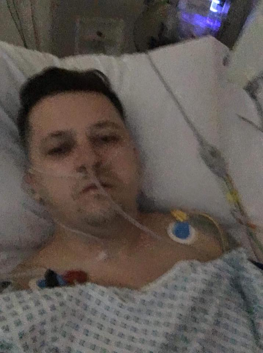 Scene de groază în Londra! Un român a fost înjunghiat în cap și lângă inimă de un grup imens de copii! A scăpat ca prin urechile acului. Atenție, imagini șocante!
