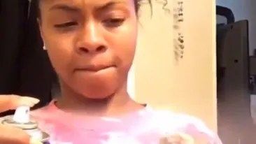 Provocarea Firespray, cel mai nou pericol la care tinerii se expun benevol. Nu încercaţi asta acasă! 