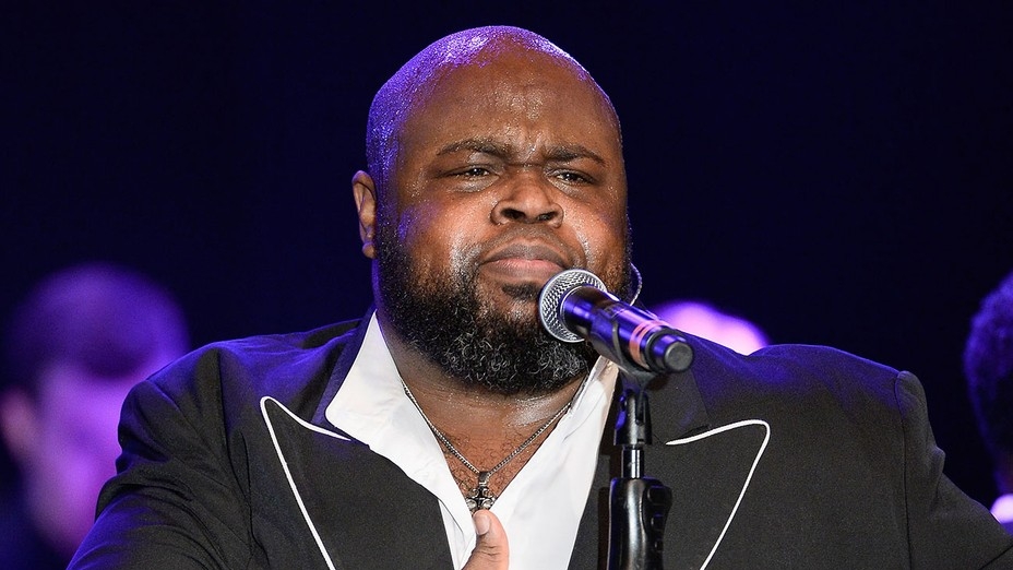 Doliu în lumea muzicii! A murit Bruce Williamson, fostul solist al formației The Temptations. Artistul a fost răpus de coronavirus
