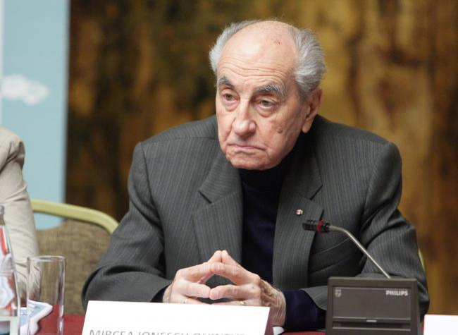 A murit MIRCEA IONESCU QUINTUS, preşedintele de onoare al PNL!