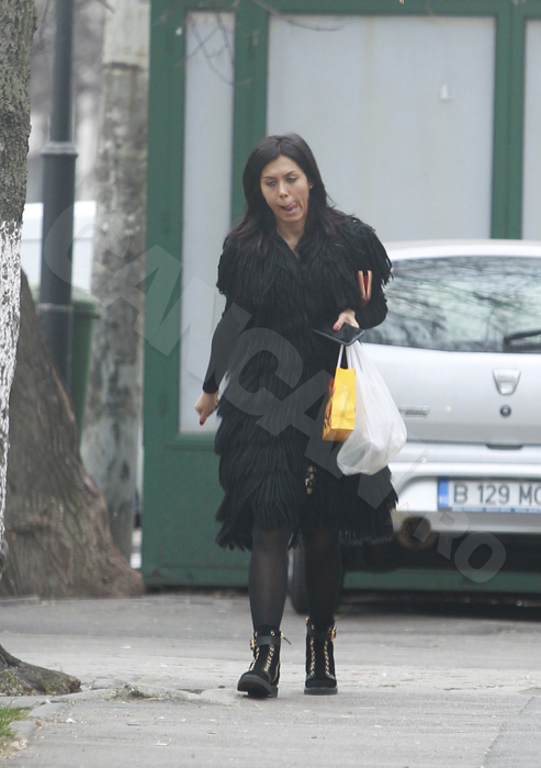 Denise Rifai vrea să ajungă-n Rai! Controversata prezentatoare TV ţine ‘’post’’ cu struguri şi ceai