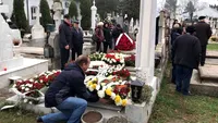 Ce a putut să facă un preot în timpul slujbei de înmormântare a Stelei Popescu! Credea că nu îl vede nimeni, dar...