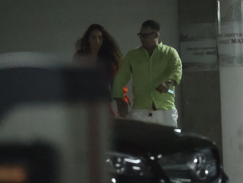 Tudor Aposteanu și Mihaela Stan, ținându-se de mână (Foto: CANCAN.RO)
