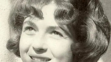 N-ai sa crezi cine este fata din poza! A cantat din suflet melodia secolului