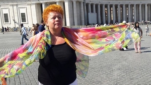 O învăţătoare de 55 de ani din Vâlcea s-a sinucis, cu o săptămână înainte de începerea școlii