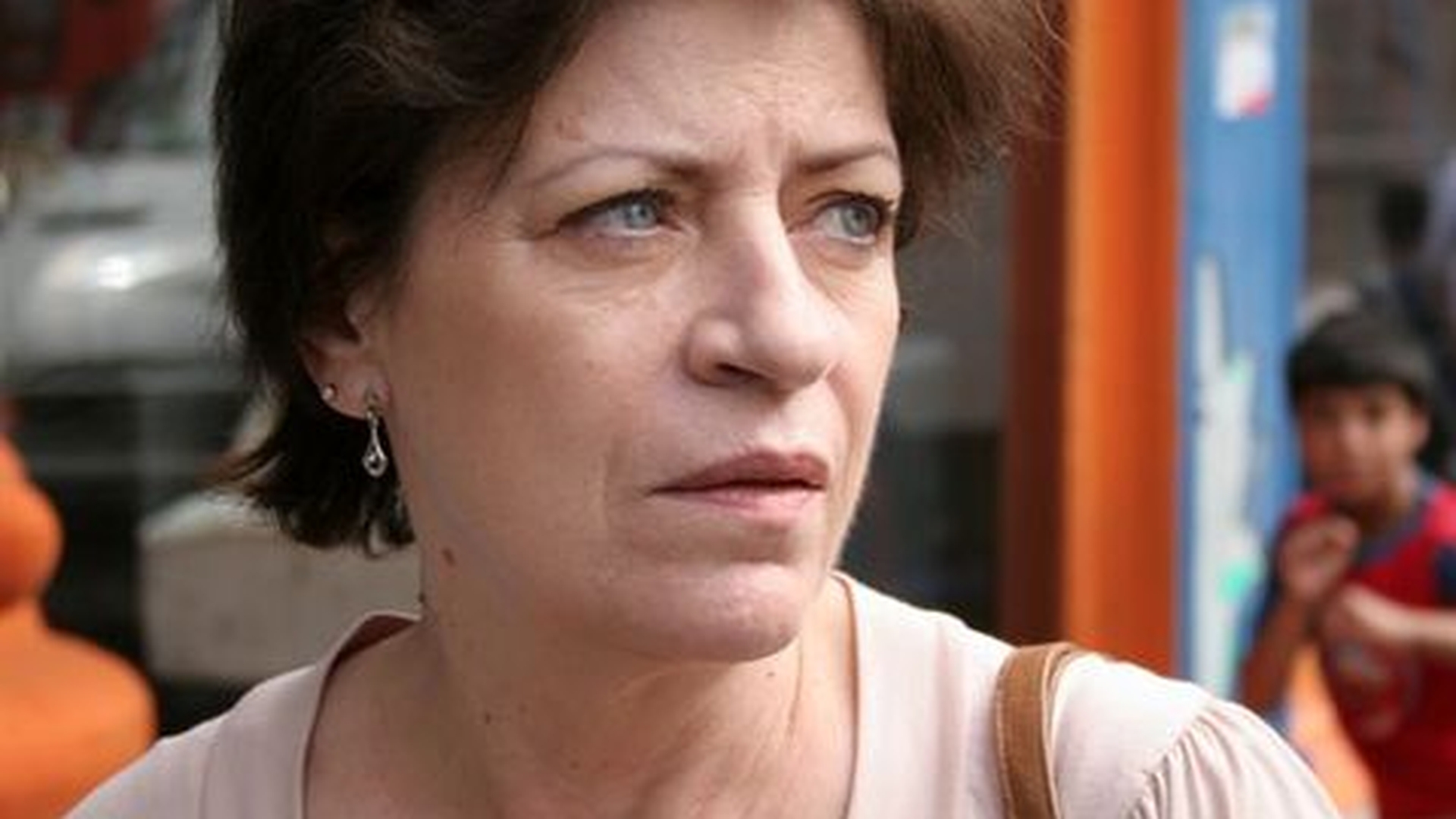 Viata bate filmul! Dupa ce si-a pierdut fiica de sase ani, Luminita Gheorghiu a castigat premiul vietii ei in rolul de mama!