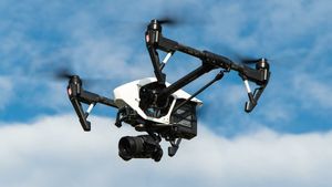 Operațiune de salvare neașteptată în Spania. Un copil a fost salvat de la înec de o dronă