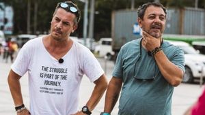 Ce se întâmplă, de fapt, la Asia Express când camerele de filmat se sting. Răzvan Fodor s-a dat de gol