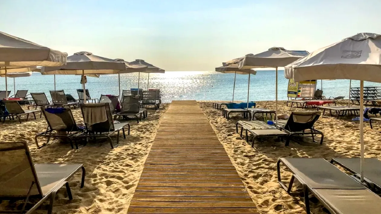 Stațiunea din România în care un șezlong a ajuns să coste 300 de lei. Cum explică prețul Corina Martin de la FPIOR